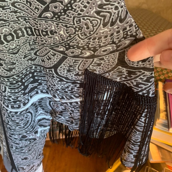 Chicos fringed arm blouse. Never worn‎ - Picture 2 of 6